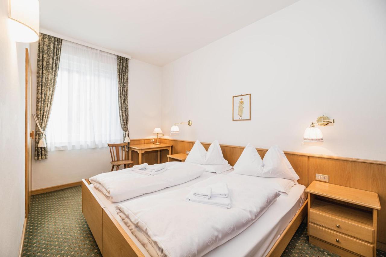 Aquila Dolomites Residence โอติเซ ภายนอก รูปภาพ